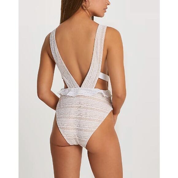 NWT River Island Peplum Embroidered Plunge One Piece Swimsuit in White Size 6 - Picture 2 of 6
